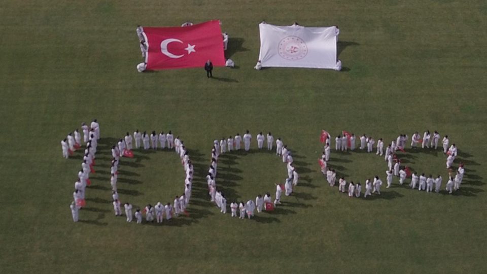 Tekvandoculardan Cumhuriyet’in 100. yılı kutlaması